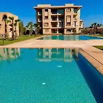 Un Appartement Avec Piscine Marrakech